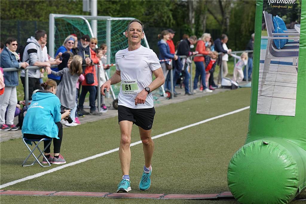 80 Fotos vom Volkslauf des TVG Kaiserau
