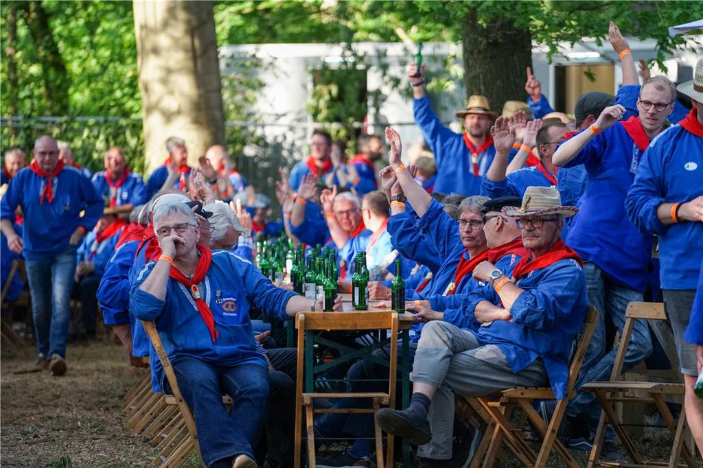 Große Vorfreude bei den Blaukitteln: Das war die 2. Brezelversammlung