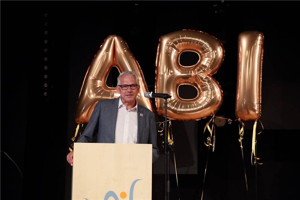 Viele Bilder der Abschlussklassen 2023: Schulen aus Selm, Olfen und Nordkirchen