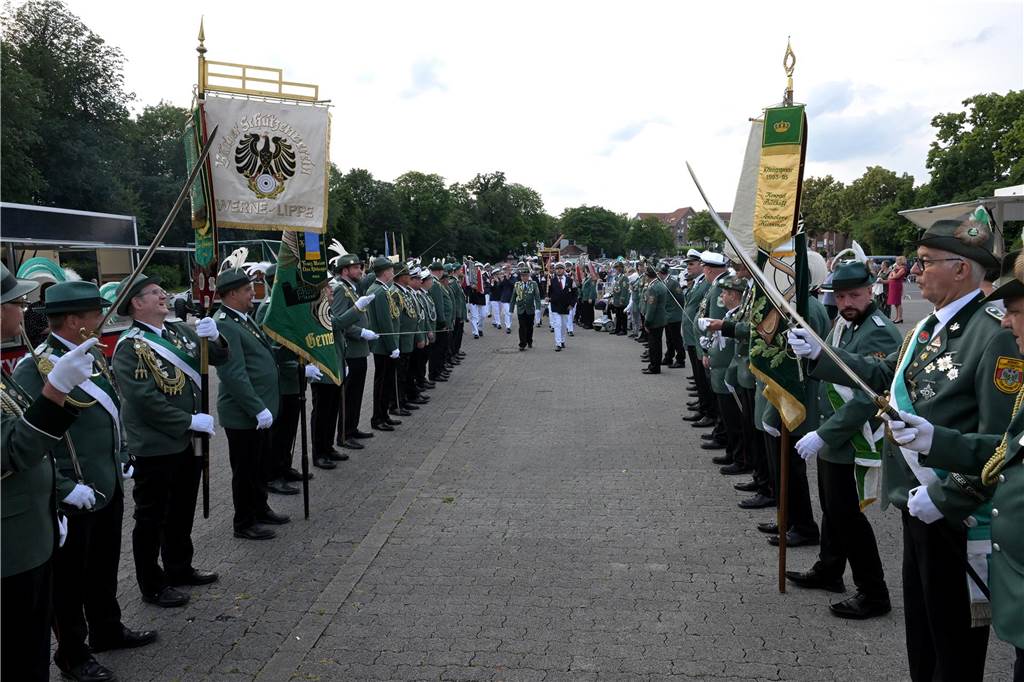 Viele Fotos vom Königsball