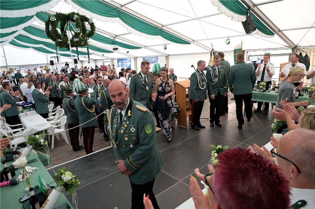 Viele Fotos vom Königsball