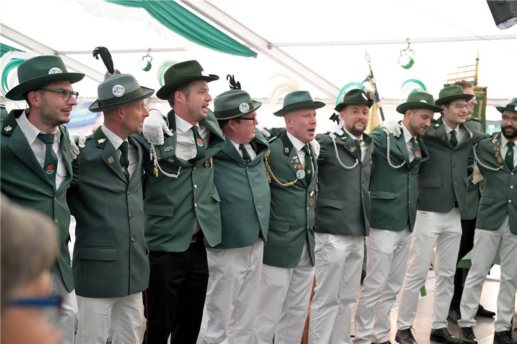 Viele Fotos vom Königsball