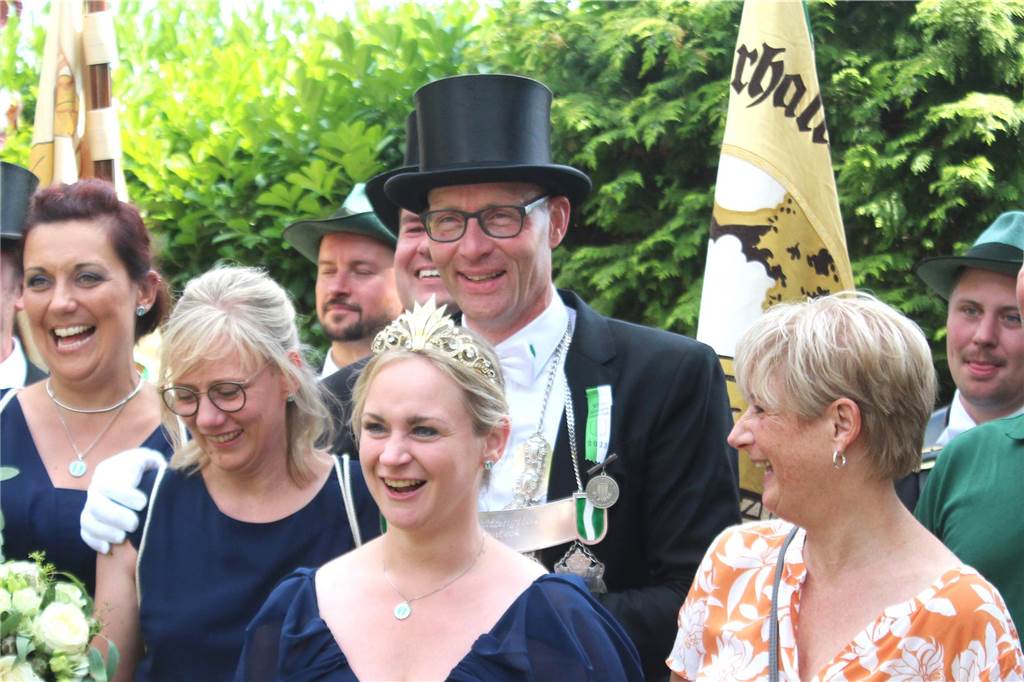 Beste Stimmung in Altschermbeck: Bilder vom Königsschießen