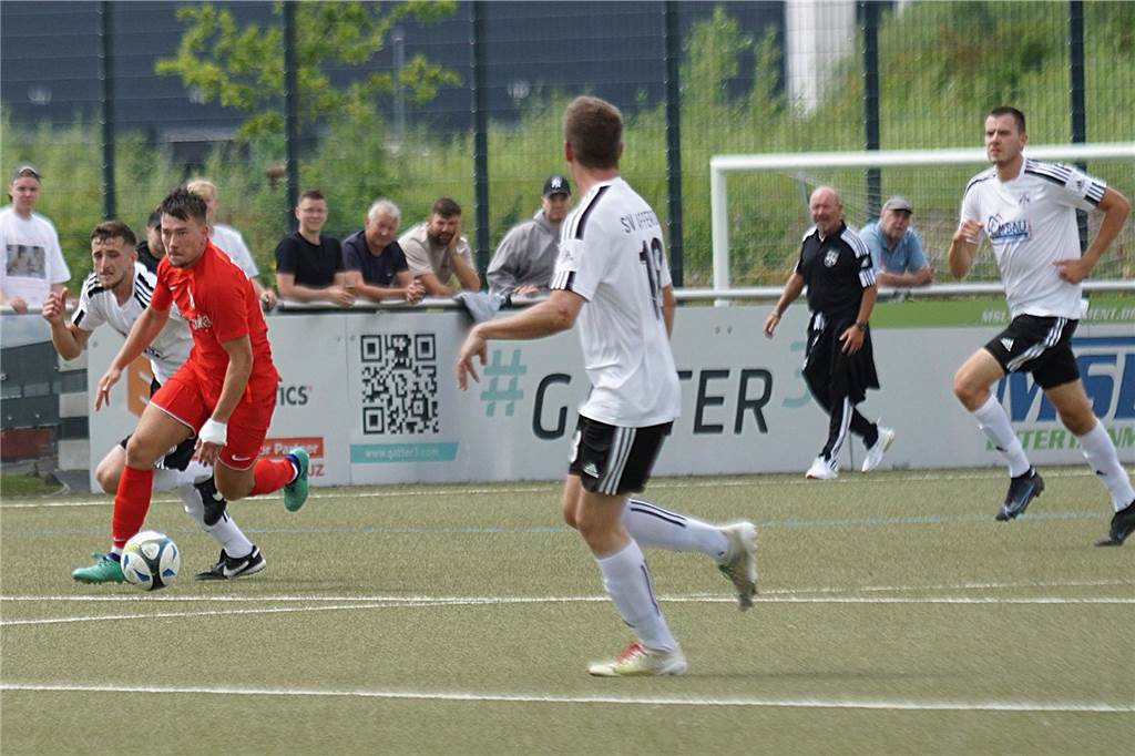 Viele Fotos um Finale des B-Turniers