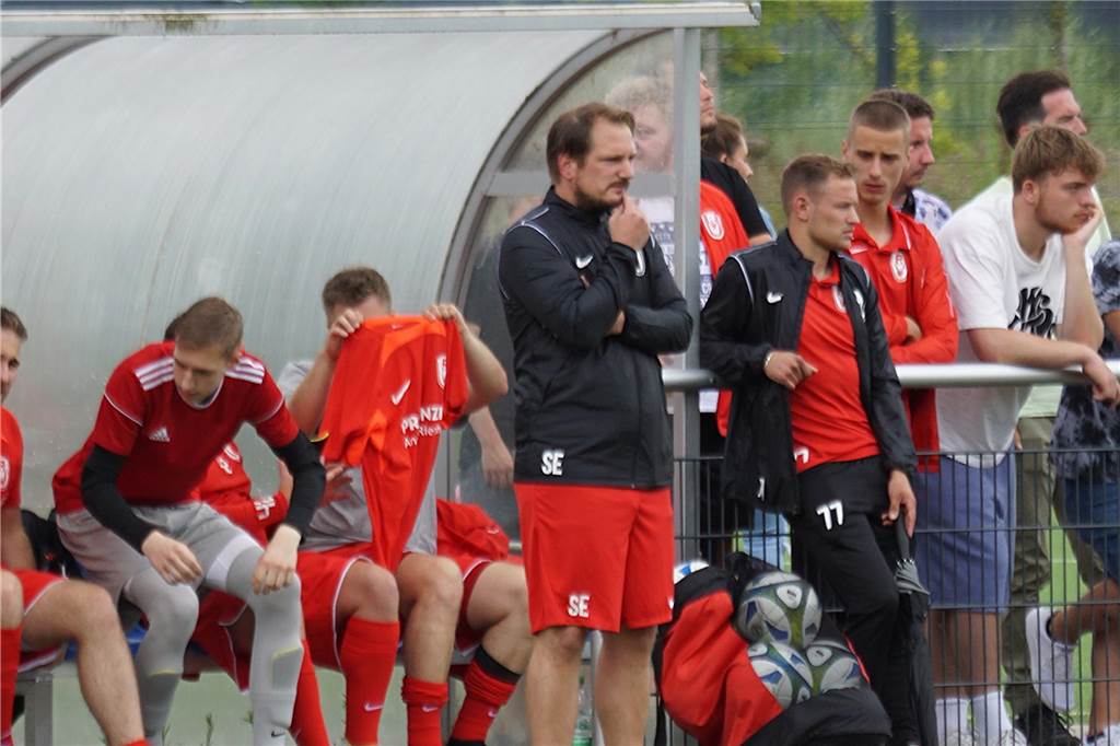 Viele Fotos um Finale des B-Turniers