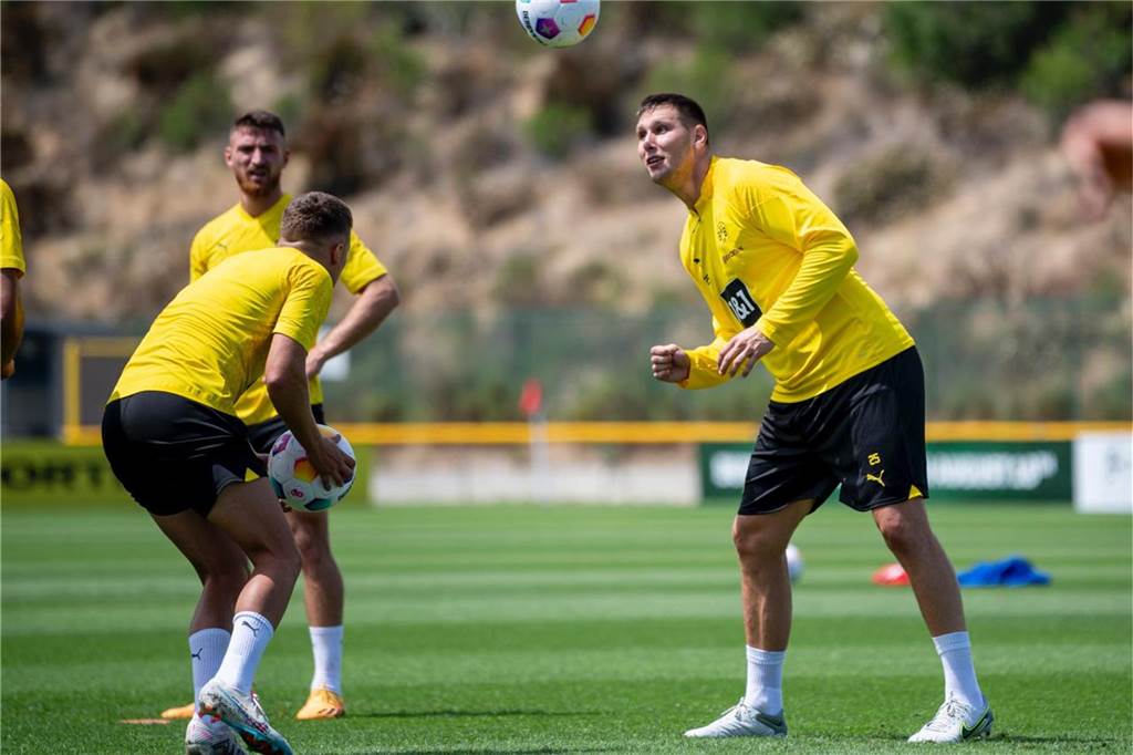 Erstes BVB-Training in San Diego: Bynoe-Gittens meldet sich zurück – Youngster tritt kürzer