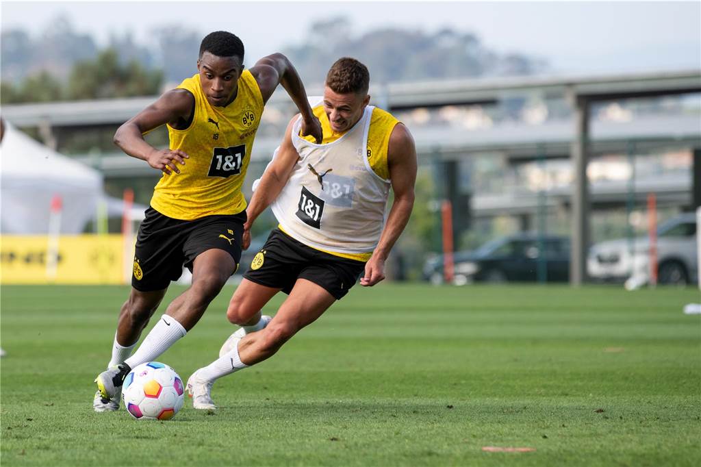 Intensive Einheiten für Schlotterbeck, Can und Co.: Viele BVB-Bilder aus San Diego