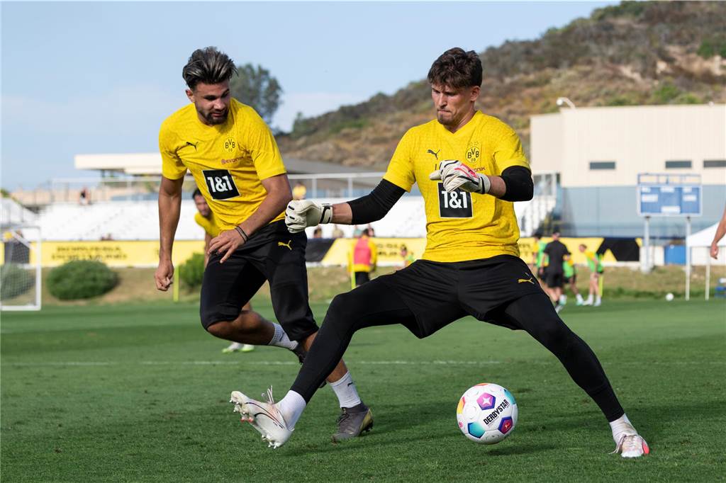 Intensive Einheiten für Schlotterbeck, Can und Co.: Viele BVB-Bilder aus San Diego