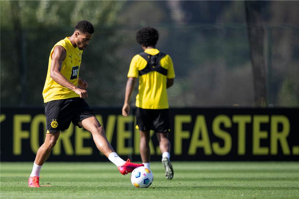 Intensive Einheiten für Schlotterbeck, Can und Co.: Viele BVB-Bilder aus San Diego