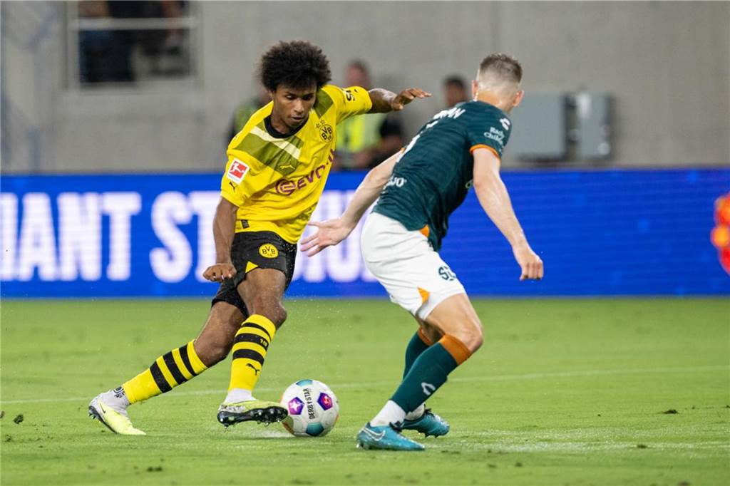 BVB müht sich gegen Wundertüte San Diego: Sorgen um Duranville und Schlotterbeck