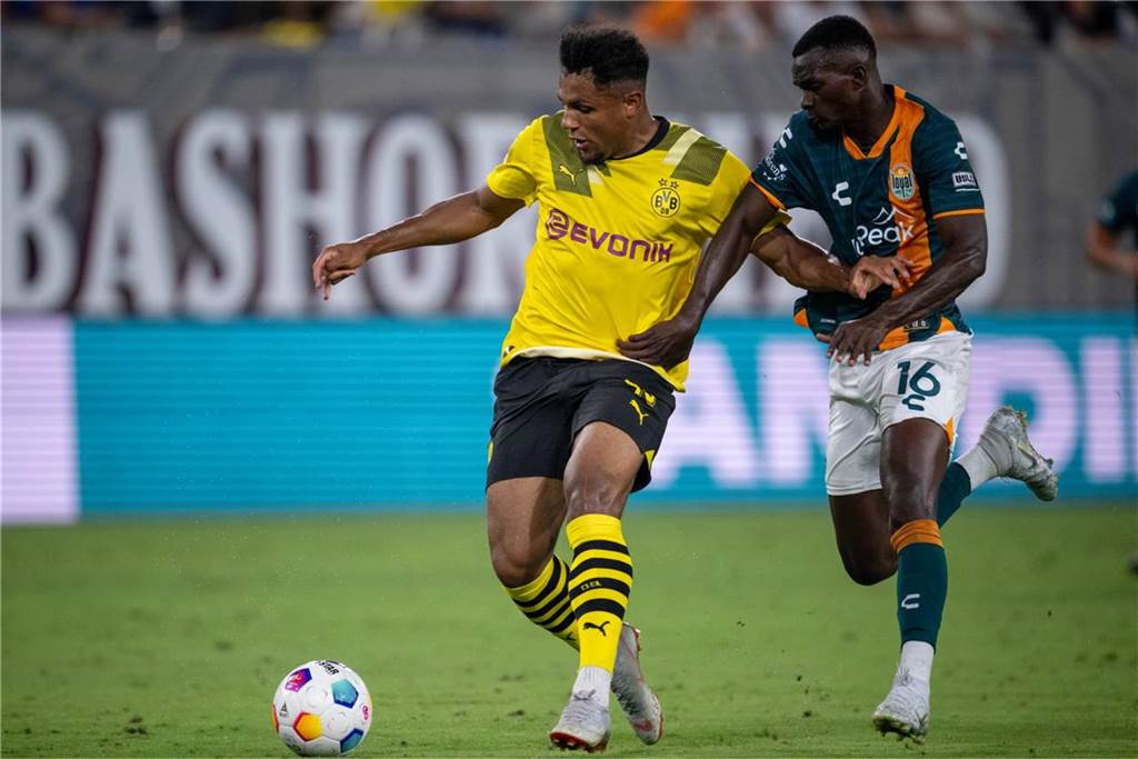 BVB müht sich gegen Wundertüte San Diego: Sorgen um Duranville und Schlotterbeck