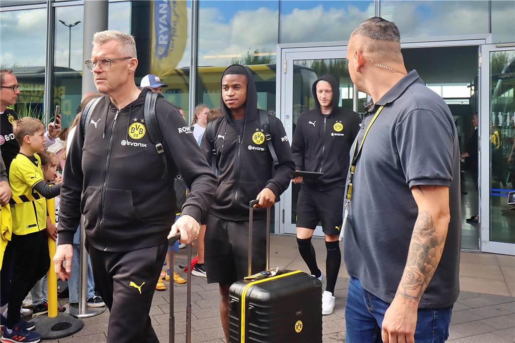 Exklusive BVB-Bilder – Reus, Haller und Co. zurück in Deutschland: Zwei Spieler reisen direkt weiter