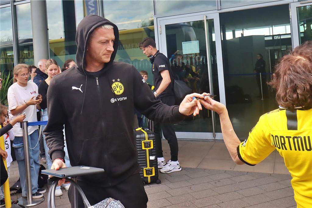 Exklusive BVB-Bilder – Reus, Haller und Co. zurück in Deutschland: Zwei Spieler reisen direkt weiter