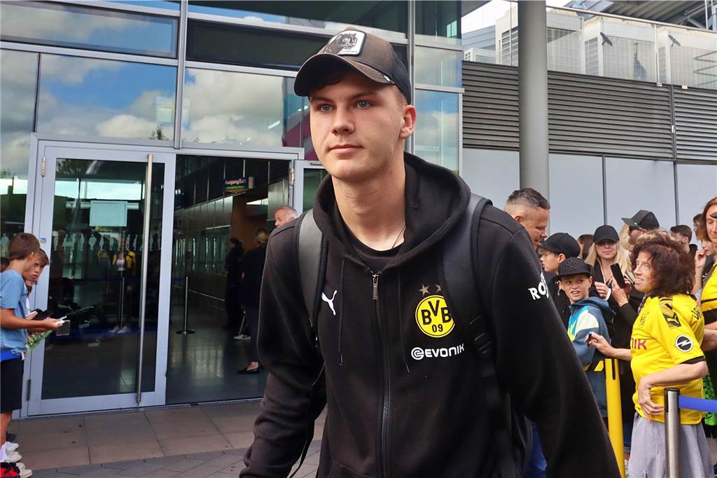 Exklusive BVB-Bilder – Reus, Haller und Co. zurück in Deutschland: Zwei Spieler reisen direkt weiter