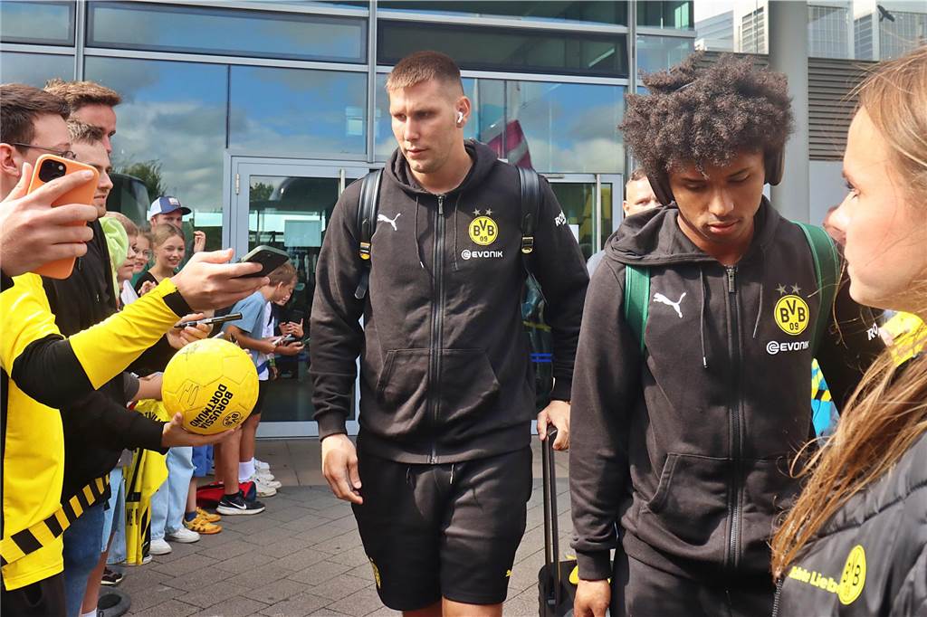 Exklusive BVB-Bilder – Reus, Haller und Co. zurück in Deutschland: Zwei Spieler reisen direkt weiter
