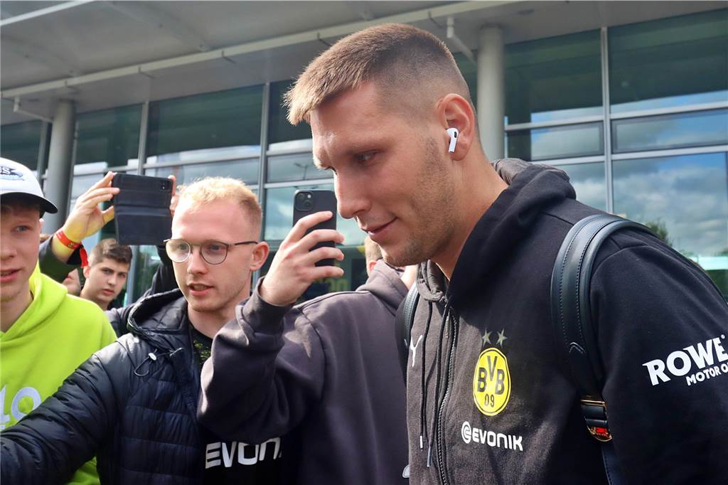 Exklusive BVB-Bilder – Reus, Haller und Co. zurück in Deutschland: Zwei Spieler reisen direkt weiter