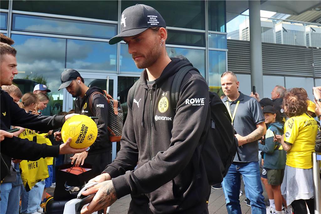 Exklusive BVB-Bilder – Reus, Haller und Co. zurück in Deutschland: Zwei Spieler reisen direkt weiter