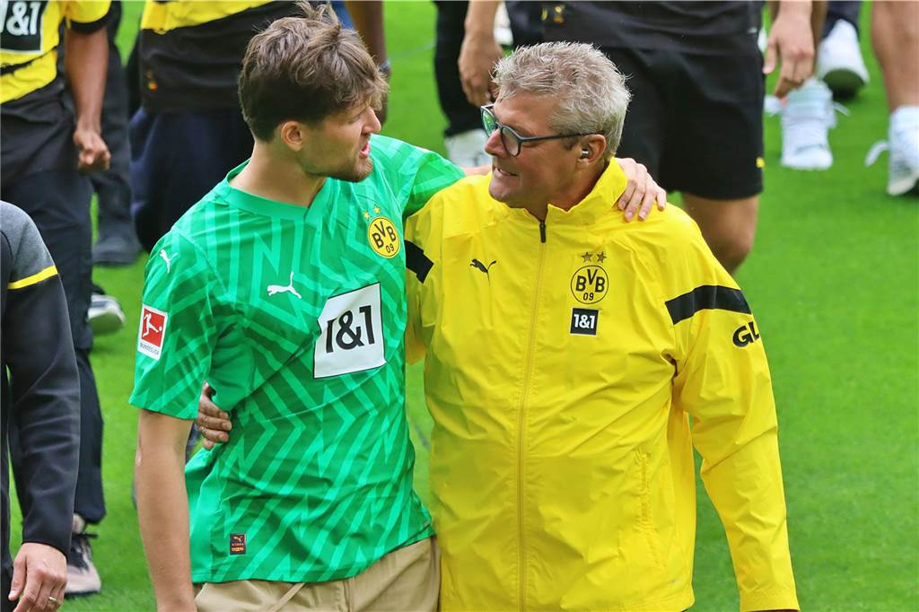 Sabitzer will „Titel gewinnen“ – Rückschlag für Adeyemi : Viele Bilder der BVB-Saisoneröffnung