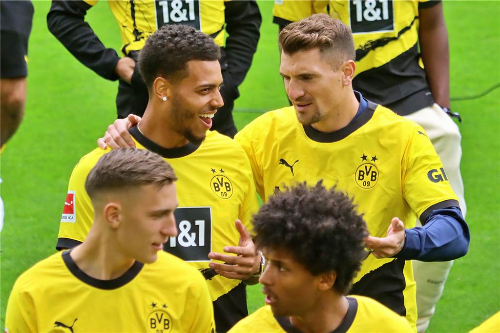 Sabitzer will „Titel gewinnen“ – Rückschlag für Adeyemi : Viele Bilder der BVB-Saisoneröffnung