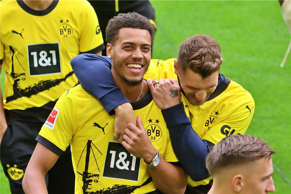 Sabitzer will „Titel gewinnen“ – Rückschlag für Adeyemi : Viele Bilder der BVB-Saisoneröffnung