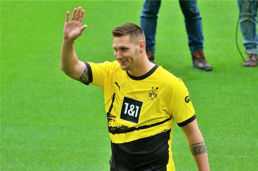 Sabitzer will „Titel gewinnen“ – Rückschlag für Adeyemi : Viele Bilder der BVB-Saisoneröffnung