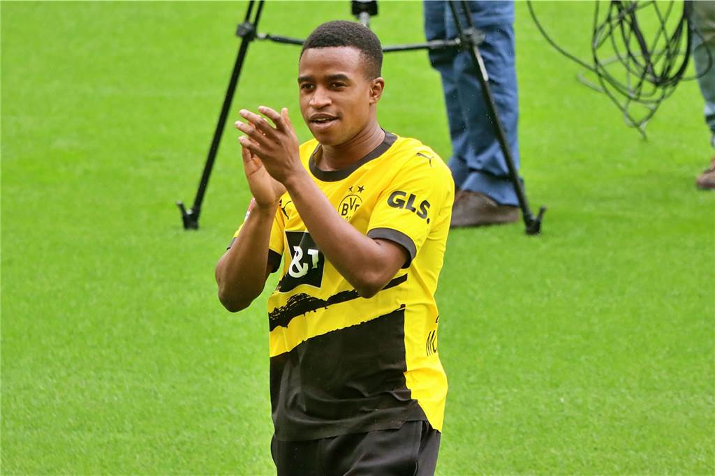 Sabitzer will „Titel gewinnen“ – Rückschlag für Adeyemi : Viele Bilder der BVB-Saisoneröffnung