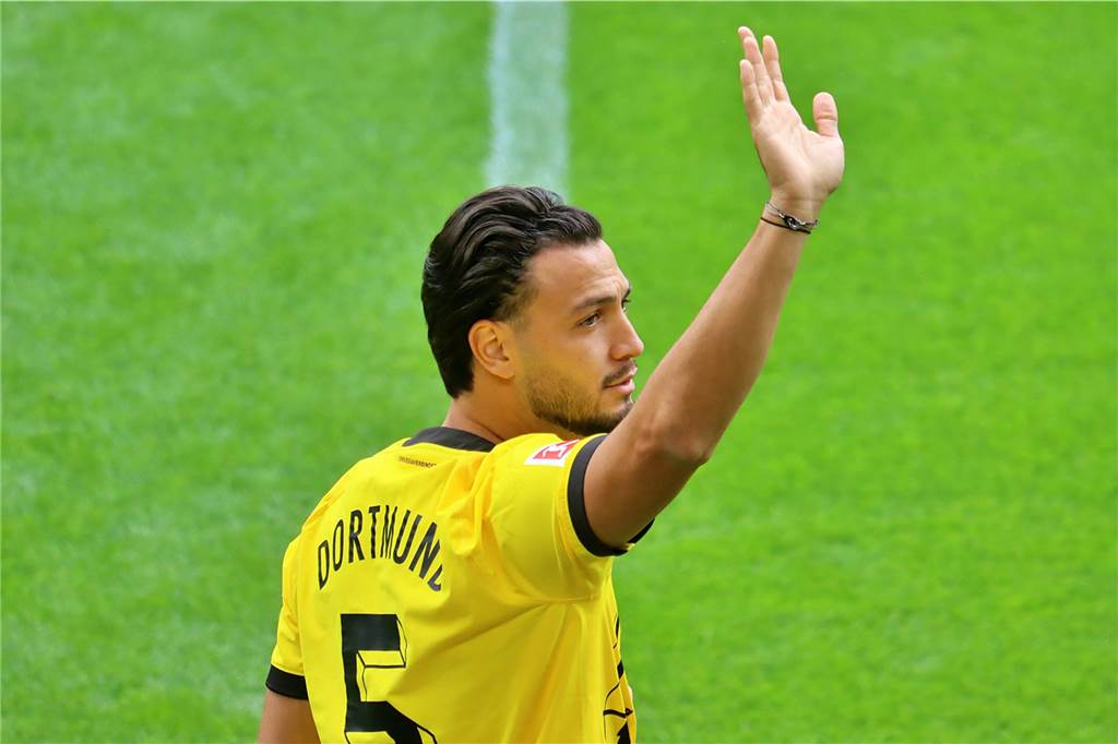 Sabitzer will „Titel gewinnen“ – Rückschlag für Adeyemi : Viele Bilder der BVB-Saisoneröffnung