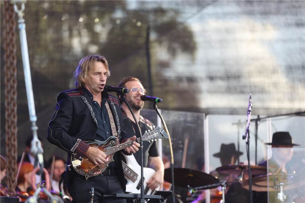 Die Höhner und DJ Robin beim Hafenfest: „Wahnsinn, was hier los ist!“