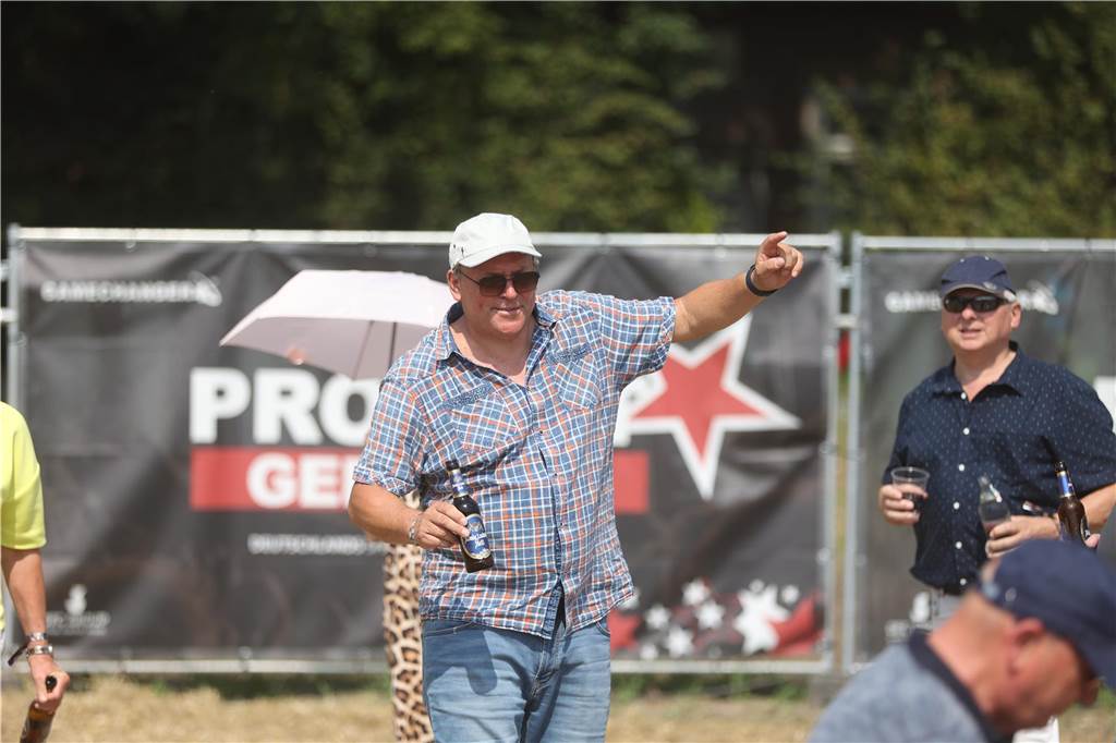 Bier und Weißwurst zum Festivalabschluss: Dritter Tag beim Project Germany in Capelle