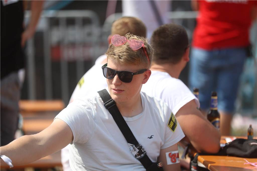 Bier und Weißwurst zum Festivalabschluss: Dritter Tag beim Project Germany in Capelle