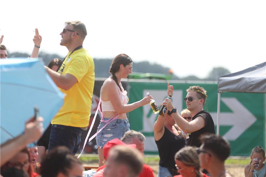Bier und Weißwurst zum Festivalabschluss: Dritter Tag beim Project Germany in Capelle