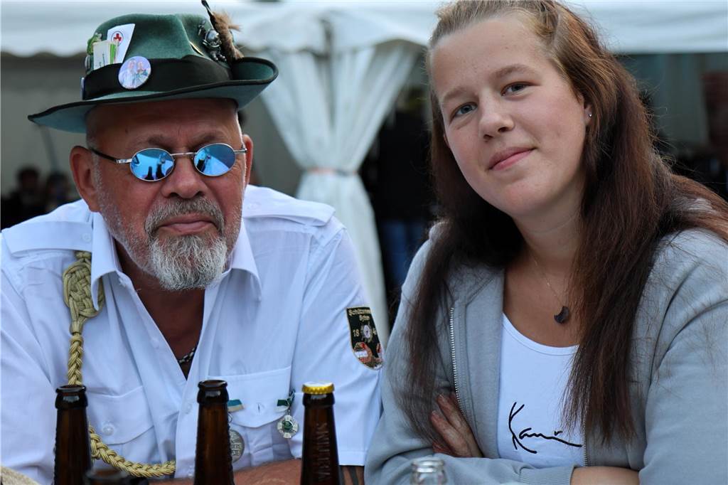 Schützenfest Sythen 2023: Viele Fotos vom Festauftakt am Schloss Sythen