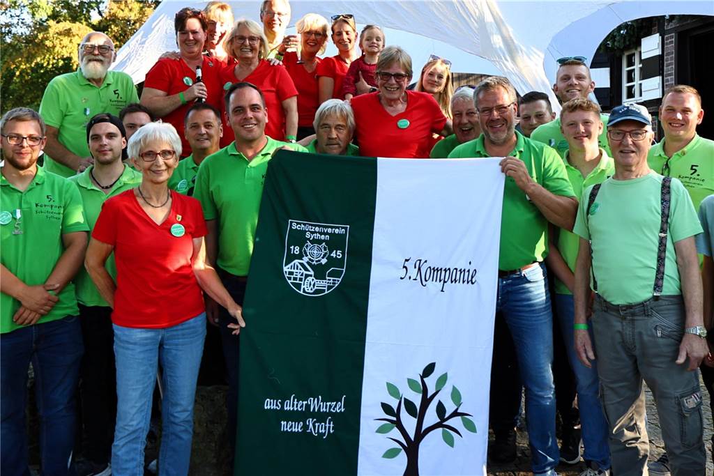 Schützenfest Sythen 2023: Viele Fotos vom Festauftakt am Schloss Sythen