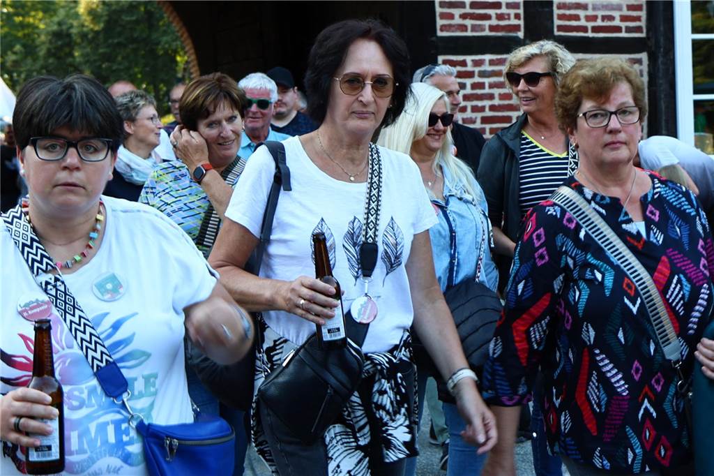 Schützenfest Sythen 2023: Viele Fotos vom Festauftakt am Schloss Sythen