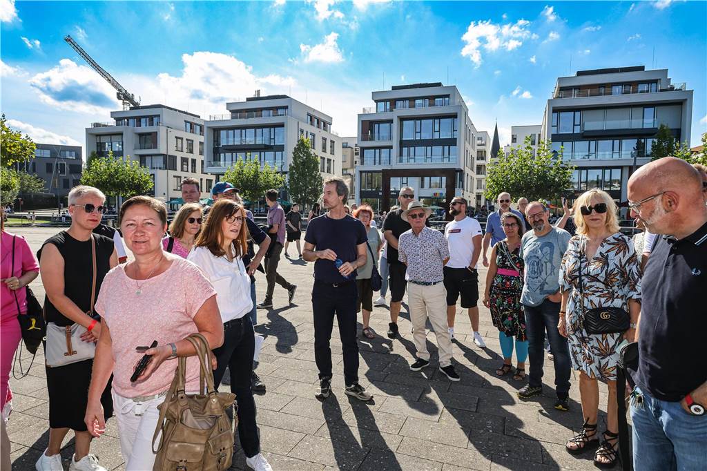 Auf Tatort-Tour mit Jörg Hartmann und Ex-OB Ullrich Sierau