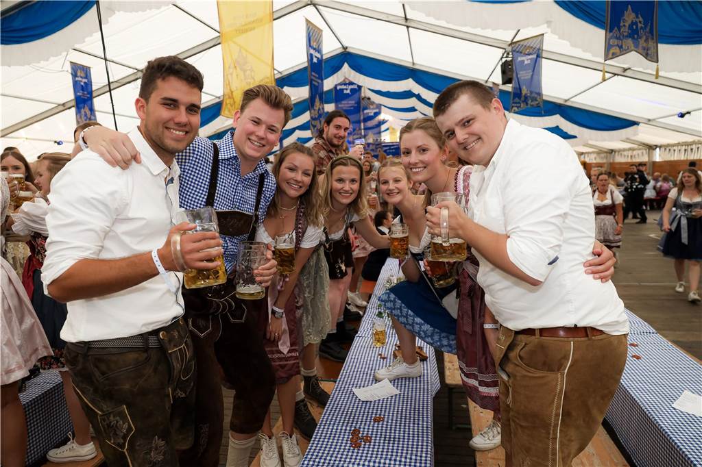 Mordsgaudi auf den Kirchhellener-Wiesn: Die schönsten Fotos vom Oktoberfest