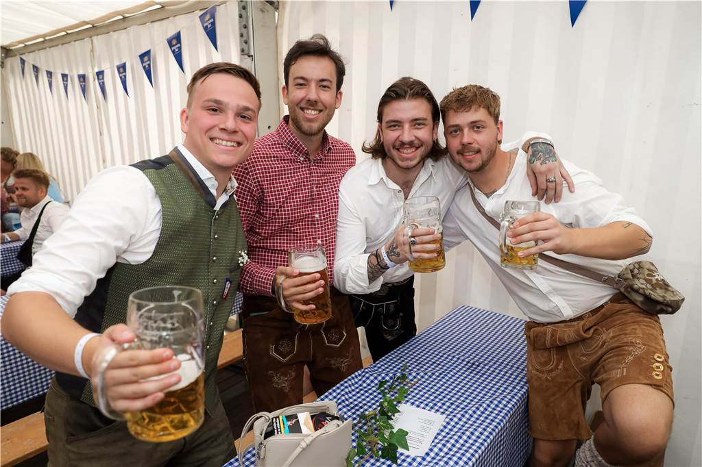 Mordsgaudi auf den Kirchhellener-Wiesn: Die schönsten Fotos vom Oktoberfest