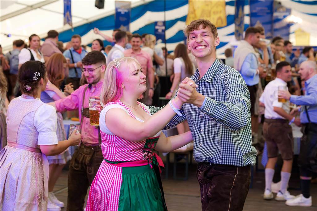 Mordsgaudi auf den Kirchhellener-Wiesn: Die schönsten Fotos vom Oktoberfest
