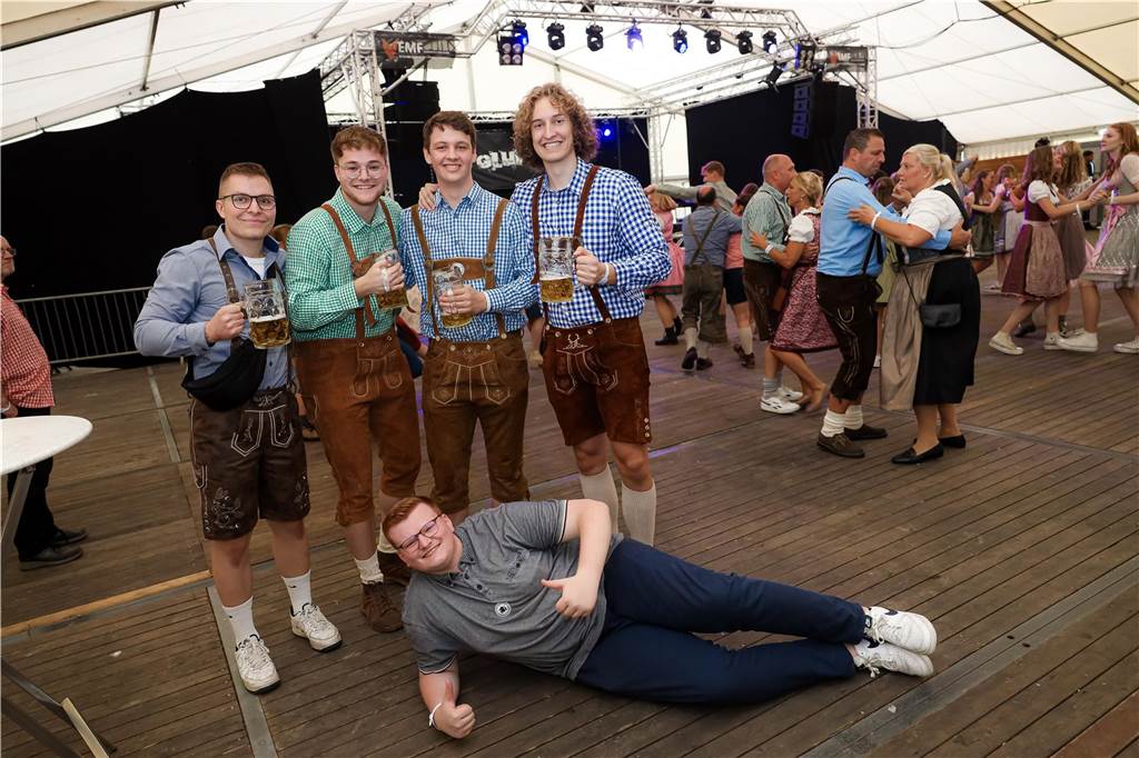 Mordsgaudi auf den Kirchhellener-Wiesn: Die schönsten Fotos vom Oktoberfest