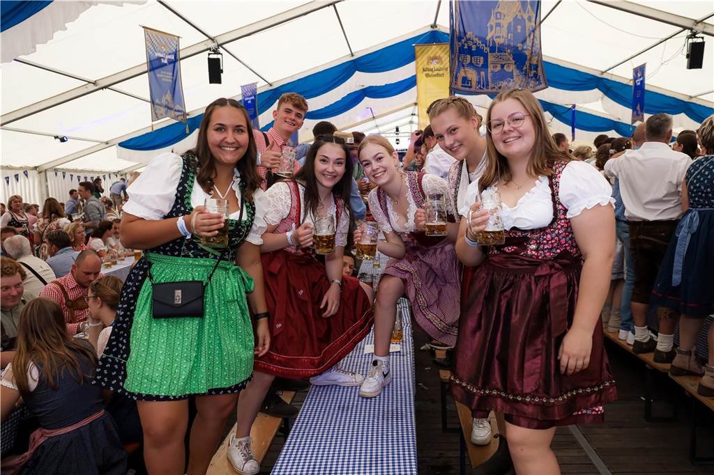 Mordsgaudi auf den Kirchhellener-Wiesn: Die schönsten Fotos vom Oktoberfest