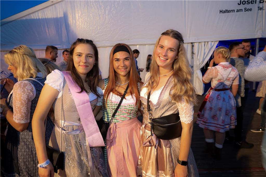 Mordsgaudi auf den Kirchhellener-Wiesn: Die schönsten Fotos vom Oktoberfest