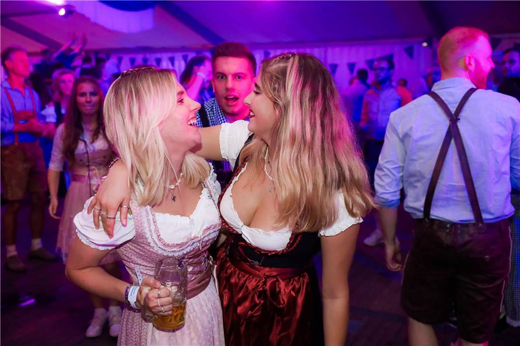 Mordsgaudi auf den Kirchhellener-Wiesn: Die schönsten Fotos vom Oktoberfest