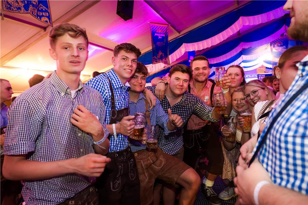 Mordsgaudi auf den Kirchhellener-Wiesn: Die schönsten Fotos vom Oktoberfest