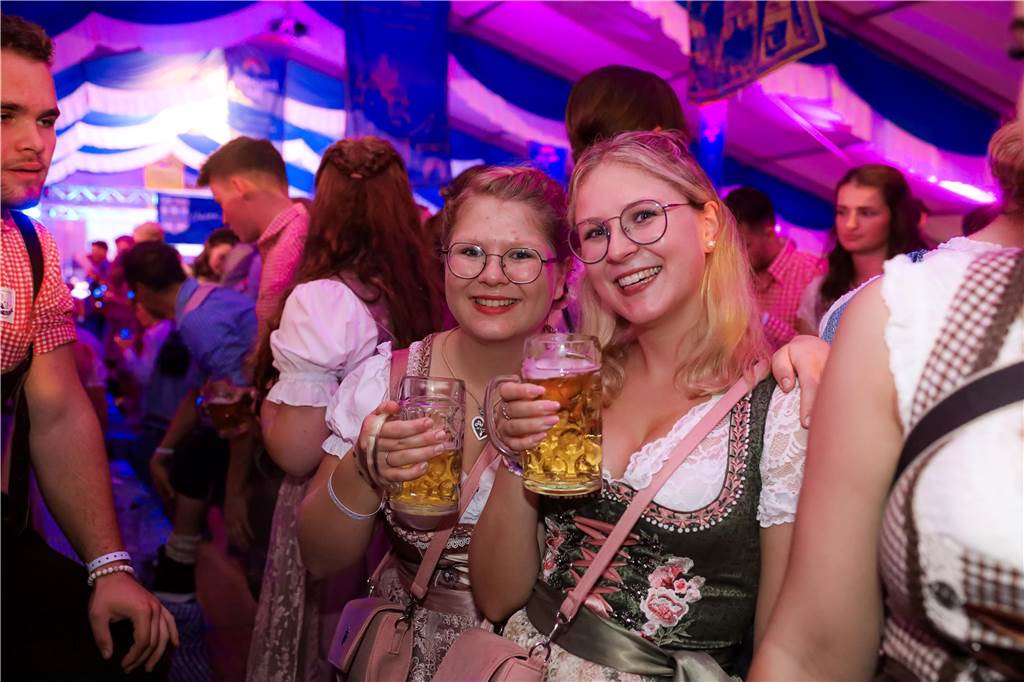 Mordsgaudi auf den Kirchhellener-Wiesn: Die schönsten Fotos vom Oktoberfest