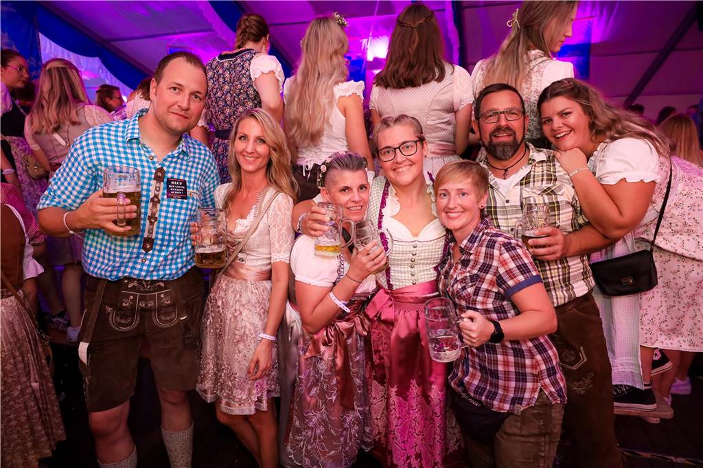 Mordsgaudi auf den Kirchhellener-Wiesn: Die schönsten Fotos vom Oktoberfest