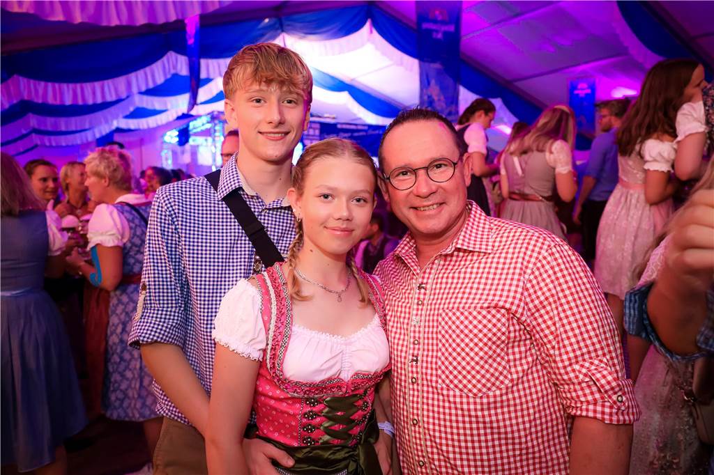 Mordsgaudi auf den Kirchhellener-Wiesn: Die schönsten Fotos vom Oktoberfest