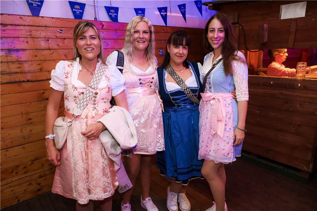 Mordsgaudi auf den Kirchhellener-Wiesn: Die schönsten Fotos vom Oktoberfest
