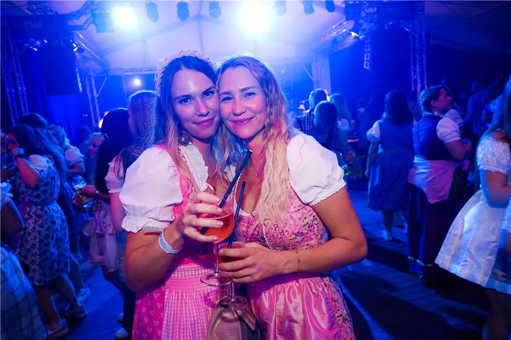 Mordsgaudi auf den Kirchhellener-Wiesn: Die schönsten Fotos vom Oktoberfest