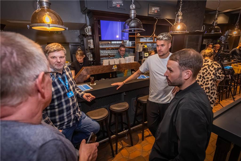 Exklusive Bilder vom 400. BVB-Podcast: Torwart Alexander Meyer zu Gast in der Westfalenschenke