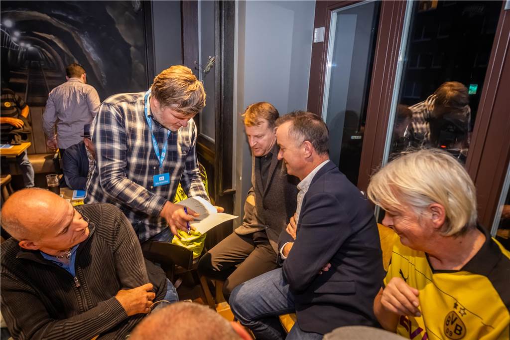 Exklusive Bilder vom 400. BVB-Podcast: Torwart Alexander Meyer zu Gast in der Westfalenschenke